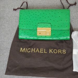 Gorgeous Michael Kors Ostrich Clutch / Crossbody